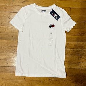 Girls white Tommy Jeans T Shirt
